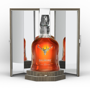 Bottle of Dalmore 35 and case