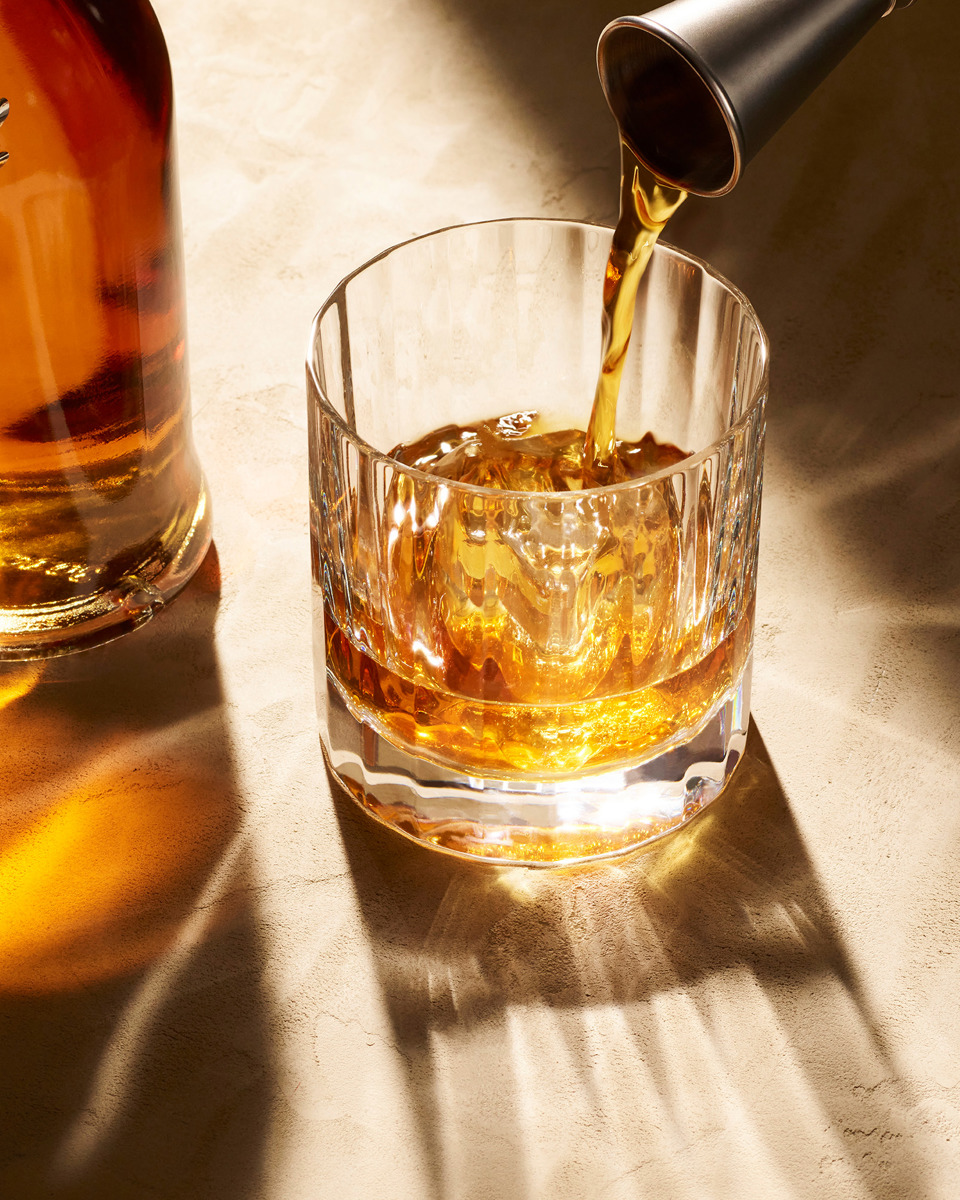 Thedalmore Newbrandworld Glass Lifestyle FL01 Image 1 1